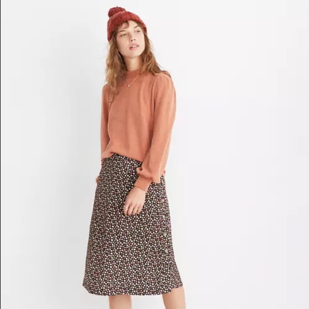 Madewell side-button skirt in “petite blooms”